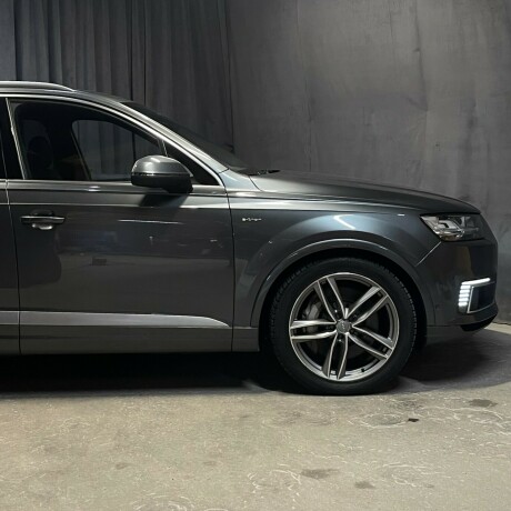 audi-q7-elektrisitetdiesel-2017-big-3