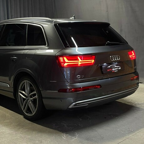 audi-q7-elektrisitetdiesel-2017-big-19