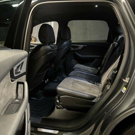 audi-q7-elektrisitetdiesel-2017-big-24