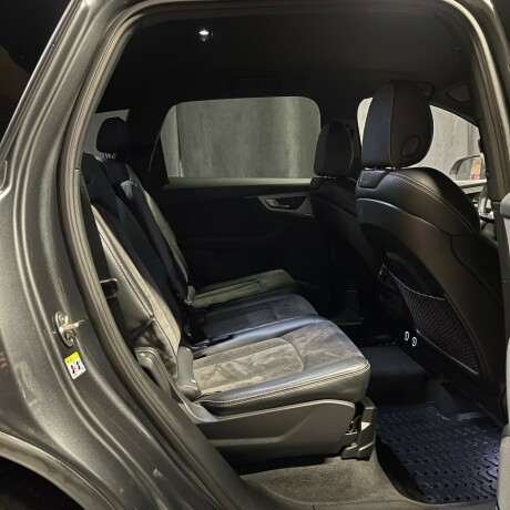 audi-q7-elektrisitetdiesel-2017-big-22