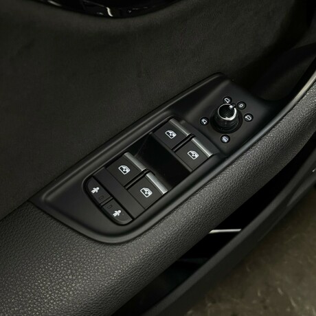 audi-q7-elektrisitetdiesel-2017-big-32