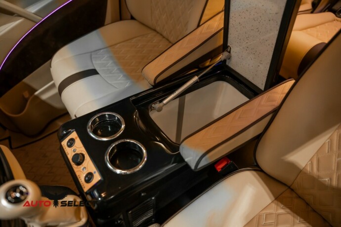 mercedes-benz-vito-diesel-2013-big-35