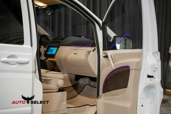 mercedes-benz-vito-diesel-2013-big-27