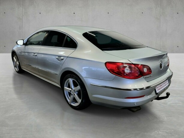 volkswagen-passat-cc-diesel-2010-big-4