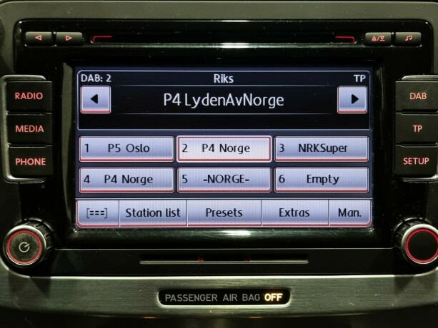 volkswagen-passat-cc-diesel-2010-big-14