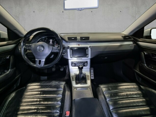 volkswagen-passat-cc-diesel-2010-big-8