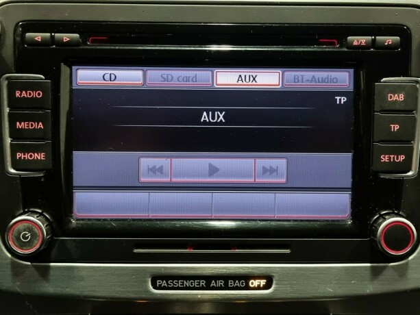 volkswagen-passat-cc-diesel-2010-big-16