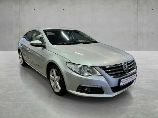 volkswagen-passat-cc-diesel-2010-big-2