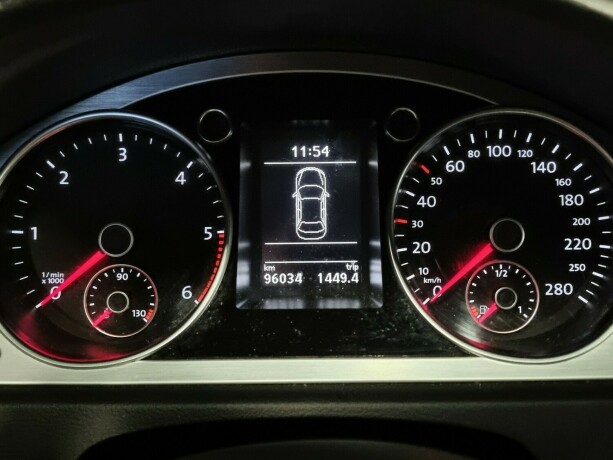 volkswagen-passat-cc-diesel-2010-big-13