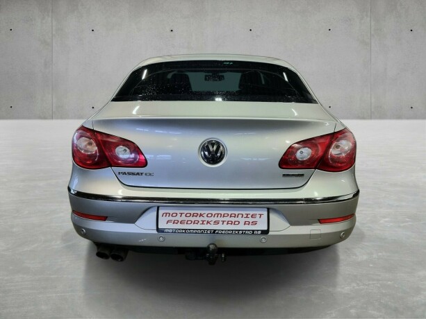 volkswagen-passat-cc-diesel-2010-big-5