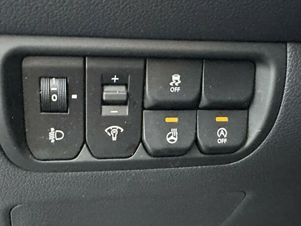 kia-rio-bensin-2013-big-10