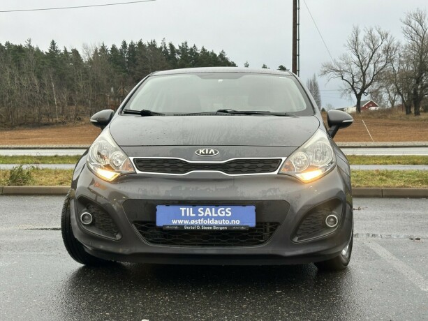 kia-rio-bensin-2013-big-1