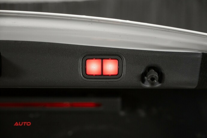 mercedes-benz-e-klasse-diesel-2016-big-12