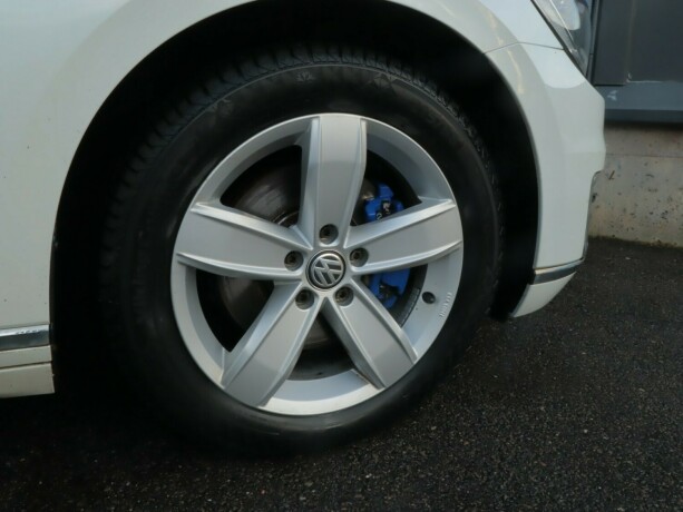 volkswagen-passat-elektrisitetbensin-2017-big-20