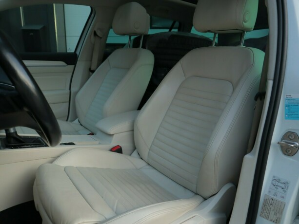 volkswagen-passat-elektrisitetbensin-2017-big-8