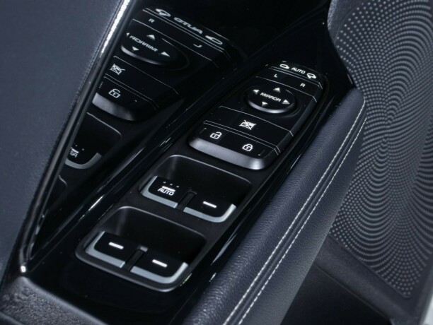 kia-niro-elektrisitetbensin-2017-big-38