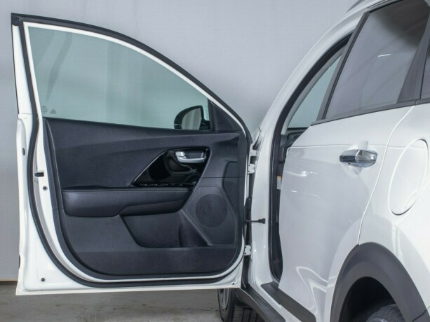 kia-niro-elektrisitetbensin-2017-big-29