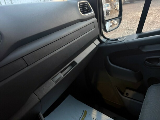 renault-master-diesel-2020-big-21