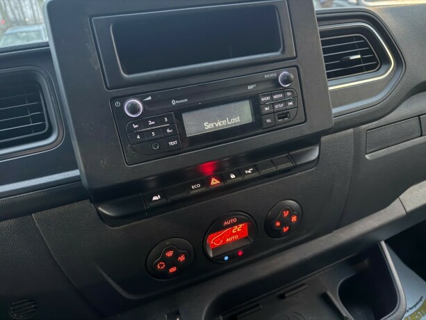 renault-master-diesel-2020-big-17