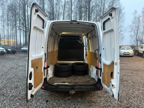 renault-master-diesel-2020-big-24