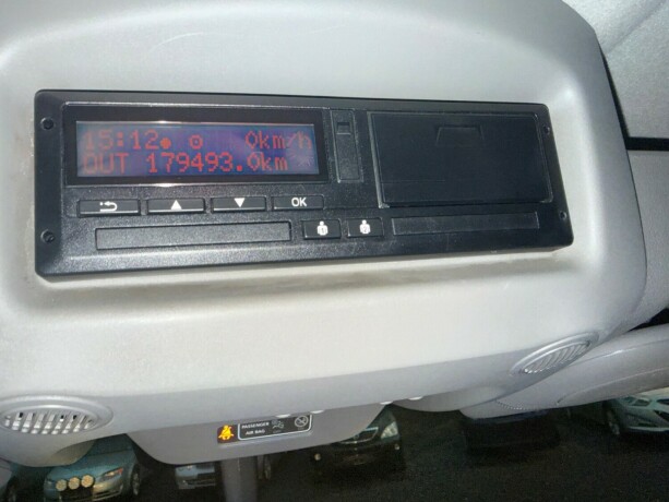 renault-master-diesel-2020-big-18