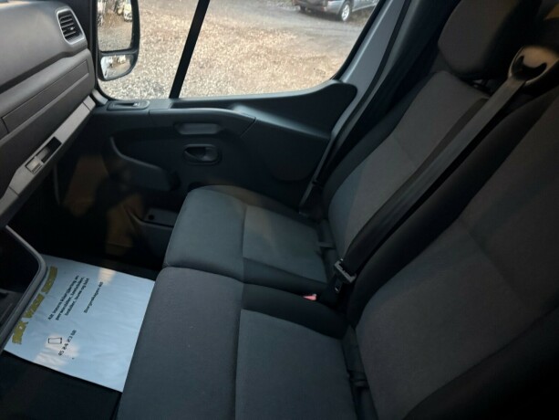 renault-master-diesel-2020-big-15