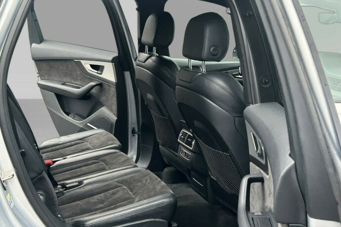 audi-q7-elektrisitetdiesel-2017-big-17