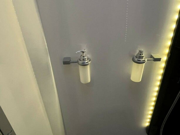 benimar-aristeo-694-queensbed-senkeseng-truma-6eh-stort-kj248leskap-fuktgasstest-tilstandsrapport-diesel-2015-big-58