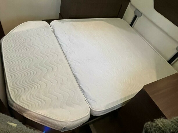 benimar-aristeo-694-queensbed-senkeseng-truma-6eh-stort-kj248leskap-fuktgasstest-tilstandsrapport-diesel-2015-big-74