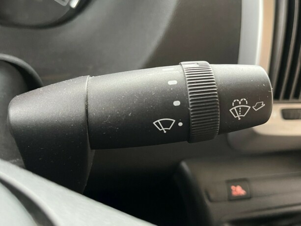 benimar-aristeo-694-queensbed-senkeseng-truma-6eh-stort-kj248leskap-fuktgasstest-tilstandsrapport-diesel-2015-big-17