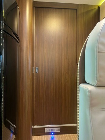 benimar-aristeo-694-queensbed-senkeseng-truma-6eh-stort-kj248leskap-fuktgasstest-tilstandsrapport-diesel-2015-big-47