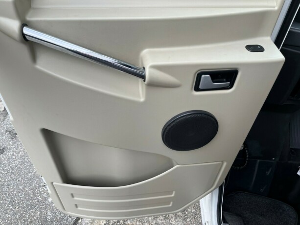 benimar-aristeo-694-queensbed-senkeseng-truma-6eh-stort-kj248leskap-fuktgasstest-tilstandsrapport-diesel-2015-big-12