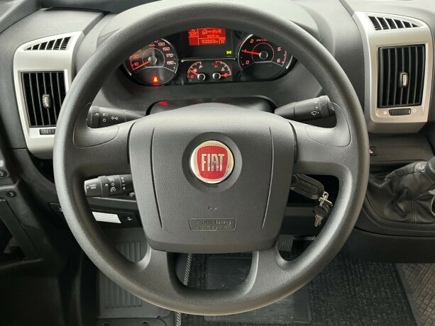 benimar-aristeo-694-queensbed-senkeseng-truma-6eh-stort-kj248leskap-fuktgasstest-tilstandsrapport-diesel-2015-big-15