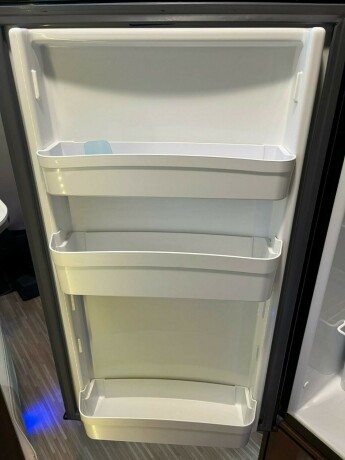 benimar-aristeo-694-queensbed-senkeseng-truma-6eh-stort-kj248leskap-fuktgasstest-tilstandsrapport-diesel-2015-big-44