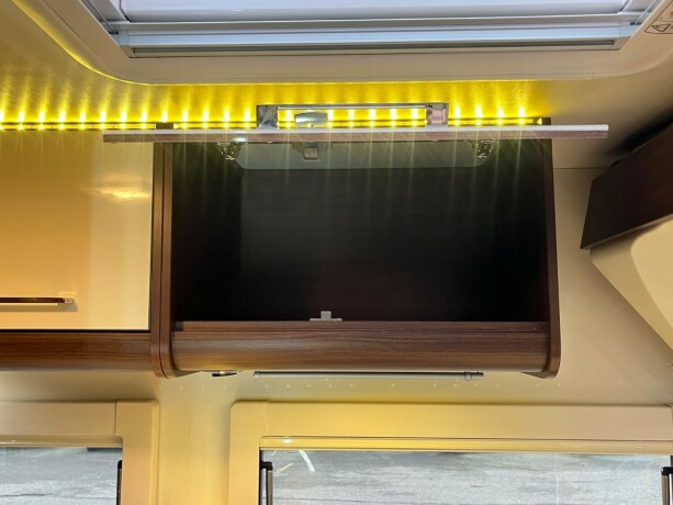 benimar-aristeo-694-queensbed-senkeseng-truma-6eh-stort-kj248leskap-fuktgasstest-tilstandsrapport-diesel-2015-big-26