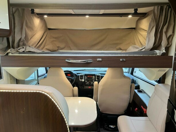 benimar-aristeo-694-queensbed-senkeseng-truma-6eh-stort-kj248leskap-fuktgasstest-tilstandsrapport-diesel-2015-big-24