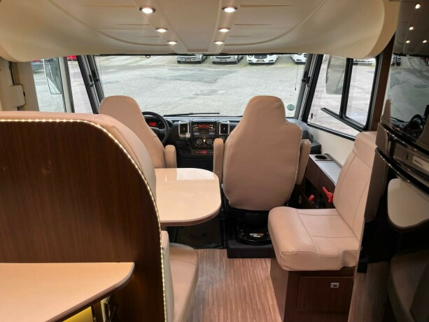 benimar-aristeo-694-queensbed-senkeseng-truma-6eh-stort-kj248leskap-fuktgasstest-tilstandsrapport-diesel-2015-big-21