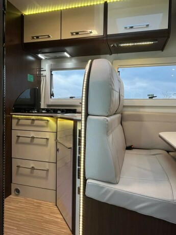 benimar-aristeo-694-queensbed-senkeseng-truma-6eh-stort-kj248leskap-fuktgasstest-tilstandsrapport-diesel-2015-big-30