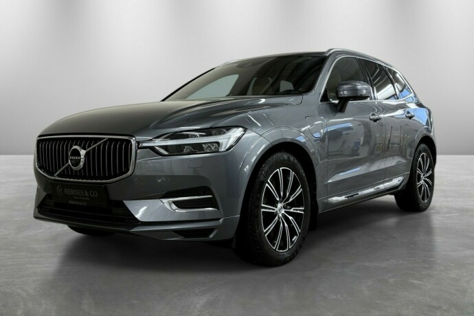 volvo-xc-60-plug-in-petrol-2019-big-0