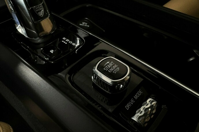 volvo-xc-60-plug-in-petrol-2019-big-23