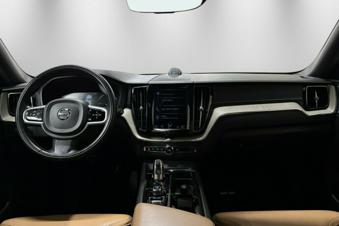 volvo-xc-60-plug-in-petrol-2019-big-16