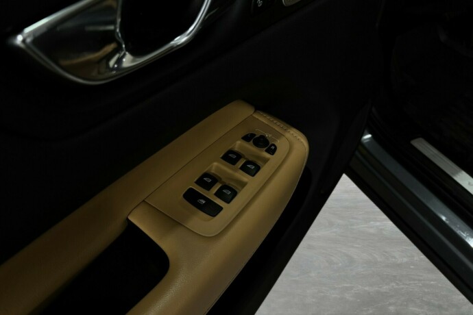 volvo-xc-60-plug-in-petrol-2019-big-12