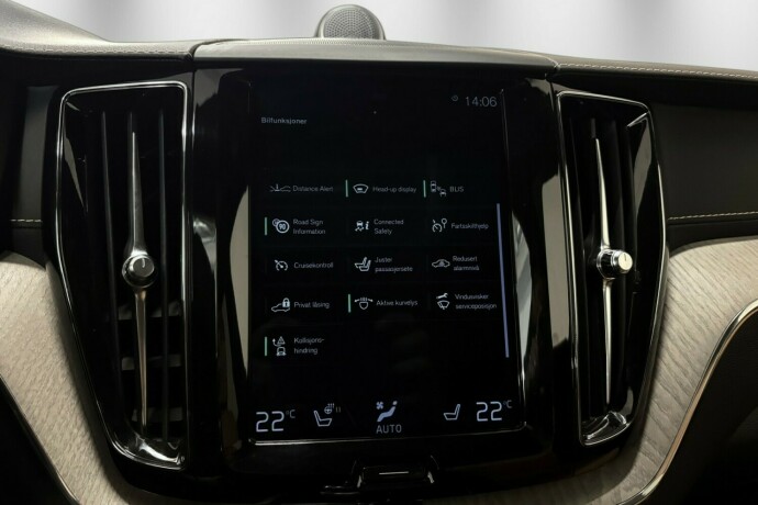 volvo-xc-60-plug-in-petrol-2019-big-37