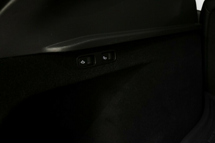 tesla-model-y-elektrisitet-2022-big-15