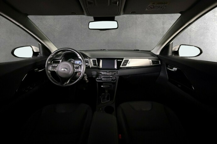 kia-niro-elektrisitetbensin-2017-big-12