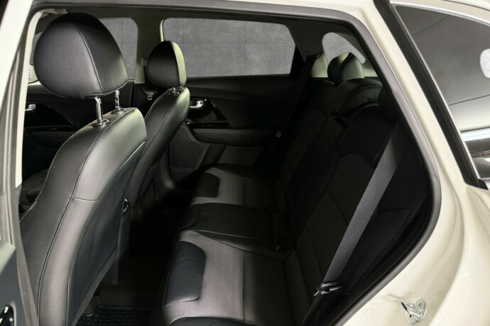 kia-niro-elektrisitetbensin-2017-big-11