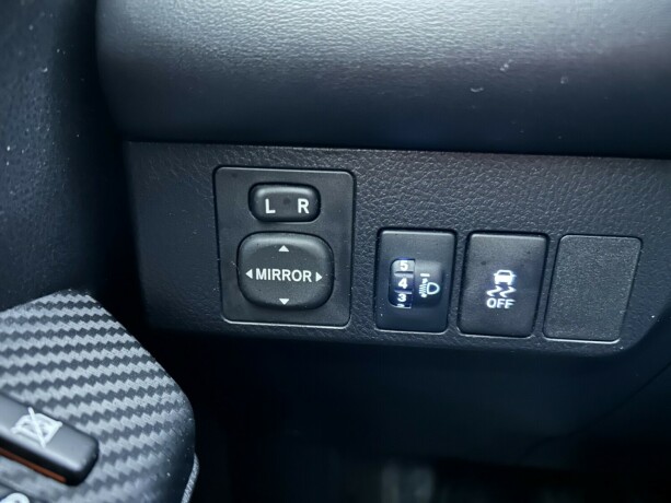 toyota-rav4-diesel-2013-big-19