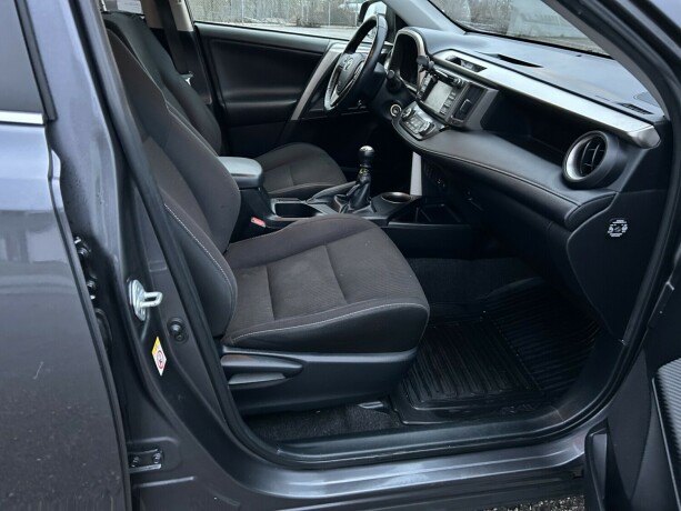 toyota-rav4-diesel-2013-big-10