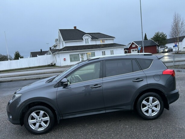 toyota-rav4-diesel-2013-big-3