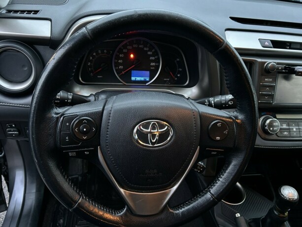 toyota-rav4-diesel-2013-big-15